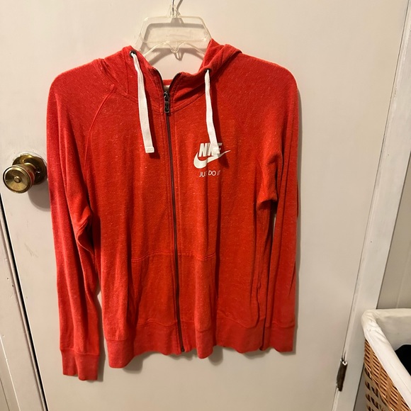 Red Nike jacket - Picture 2 of 3